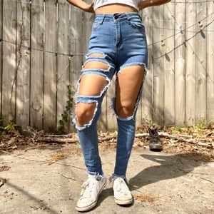 Super High Rise Ripped Skinny Jeans